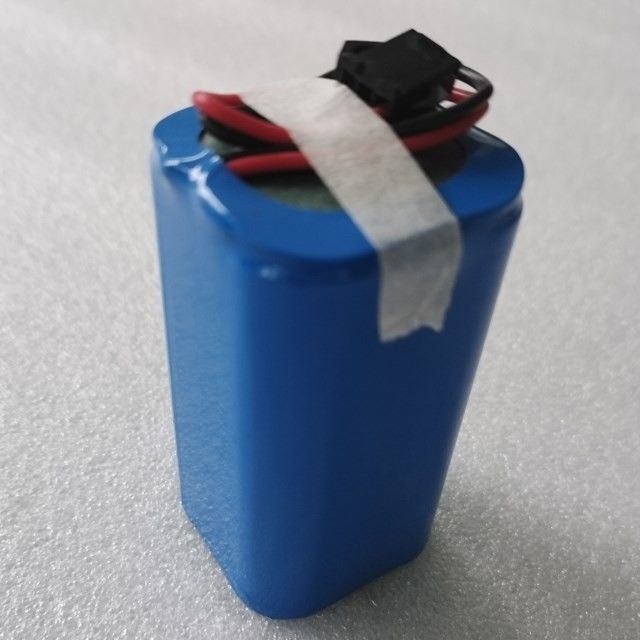 ICR18650 7.4 V 18650 Li-ion bataryası Batarya Paketi 4400mah 2s2p Oyuncaklar için şarj edilebilir