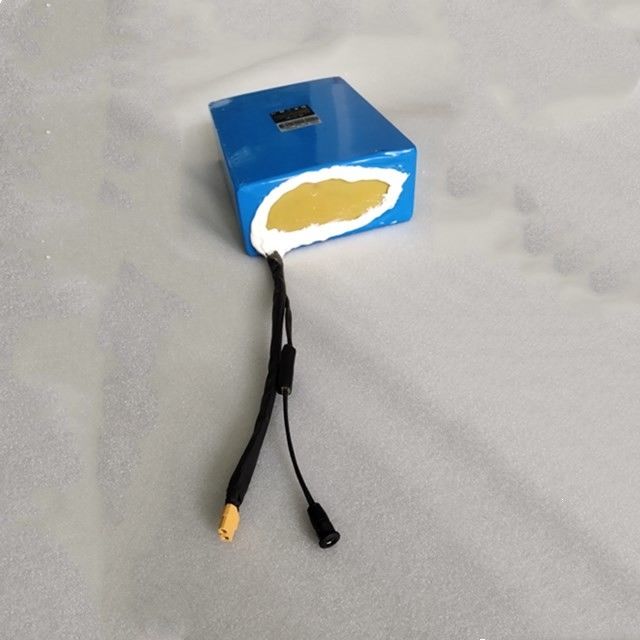 18650 lityum pil paketi 13S10P 48v 30ah elektrikli bisikletler için pil paketi