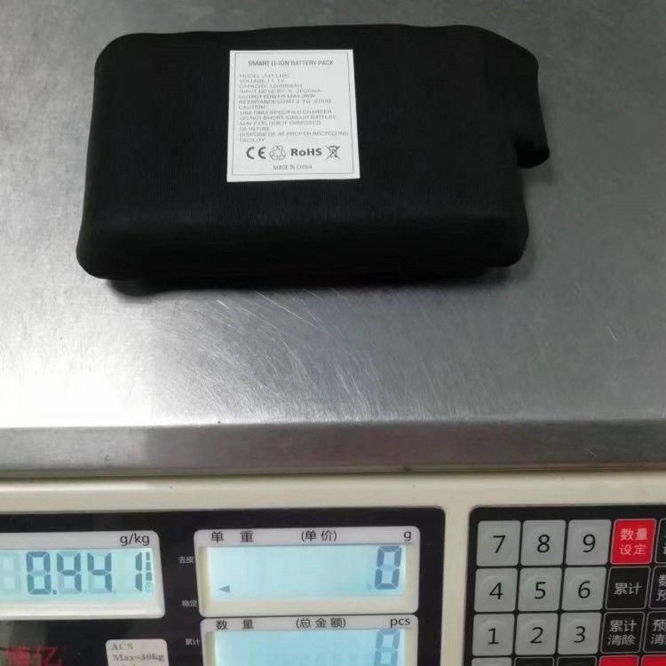 Kışlık ısıtmalı giysiler 7.4V 12V 10000mAh DC şarj başlığı Akü Siyah Renk