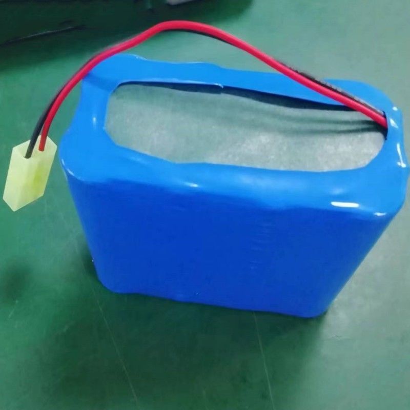14.4V 4400mAh 18650 Cell Battery Pack 4S2P Tamiya Plug ile Kablosuz Par Işık için