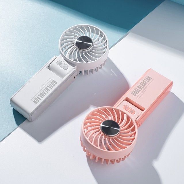 Kişiselleştirilmiş Mini Çift Fan Blade Çift Motor 180 derece Super iletken buz porselen soğutma ile Katlanabilir El Ventilatörü