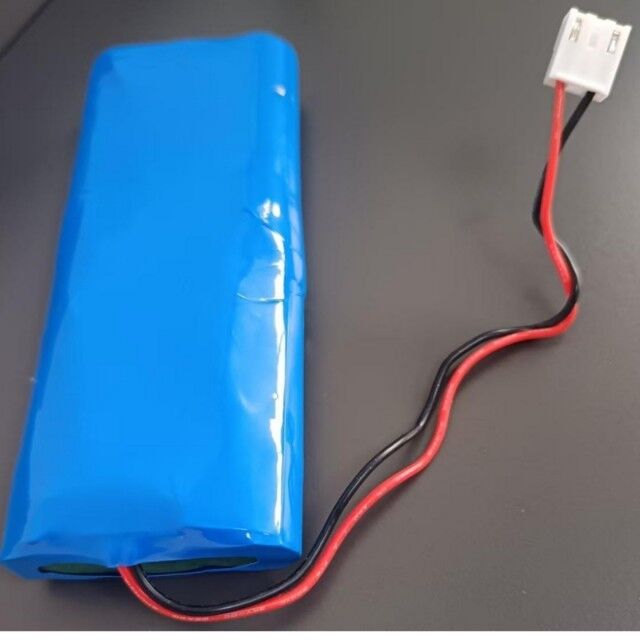 Özel Şarj edilebilir 18650 Li-ion Pil Paketleri 22.2v 2600mAh 3Pin Bağlantısı ile