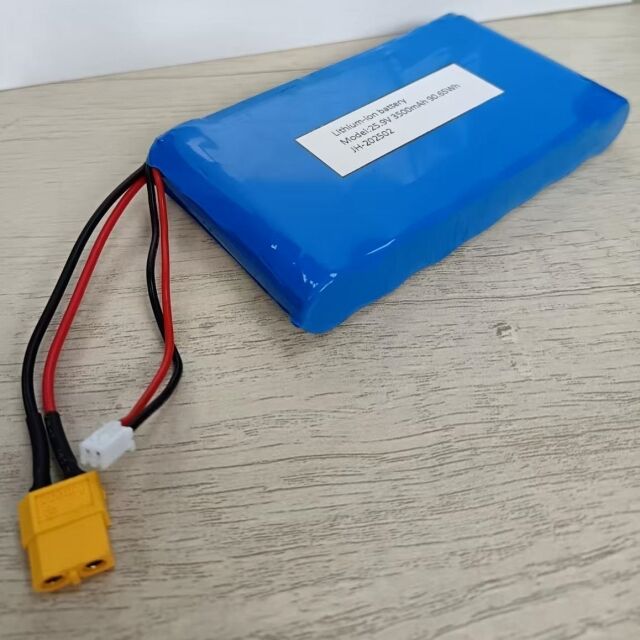 Özel Pil Paketi 7s1p 18650 24V 3500mAh 350W Motor için Xt60 fişle