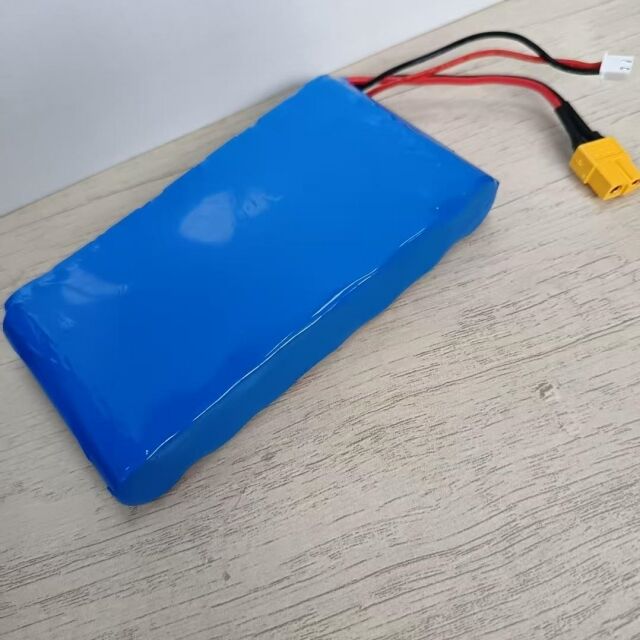 Özel Pil Paketi 7s1p 18650 24V 3500mAh 350W Motor için Xt60 fişle